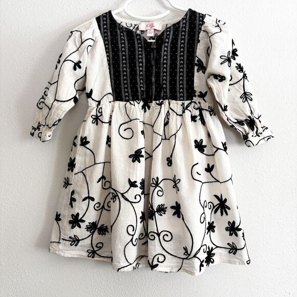 GB Girls Size 5 Bohemian Dress Renaissance Embroidered Cream and Black Floral - Picture 1 of 14